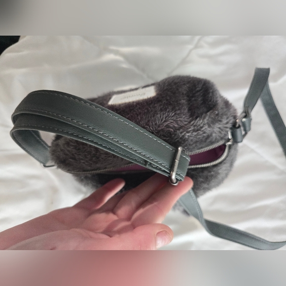 Loungefly Kuromi Figural Plush Crossbody Bag - Picture 13 of 13